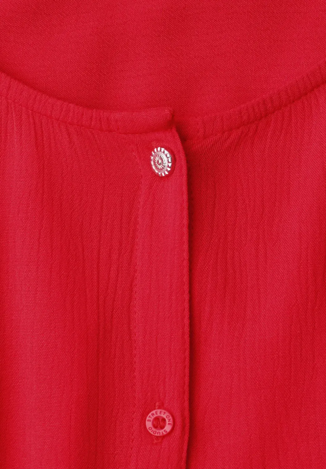 3/4 mouw blouse met ronde hals en knopen