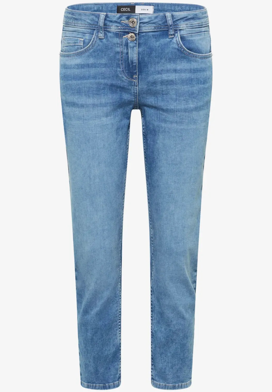 7/8 Slim Leg jeans in casual fit