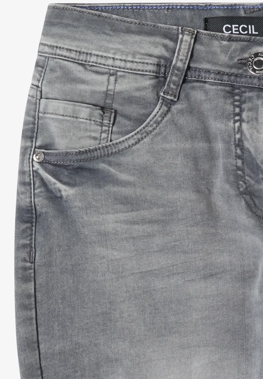 3/4 Slim Leg jeans in casual fit