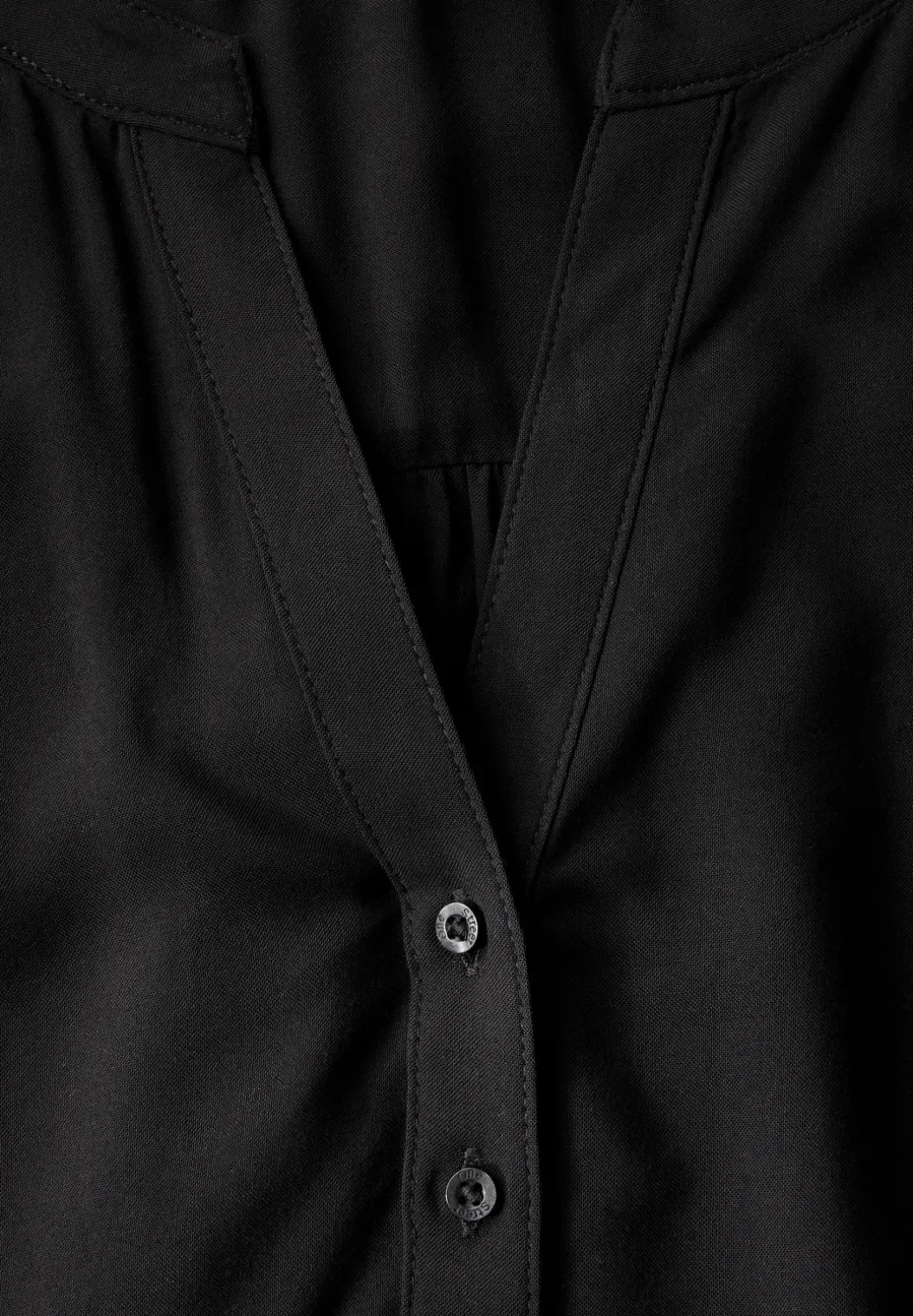 Basic blouse in effen kleur