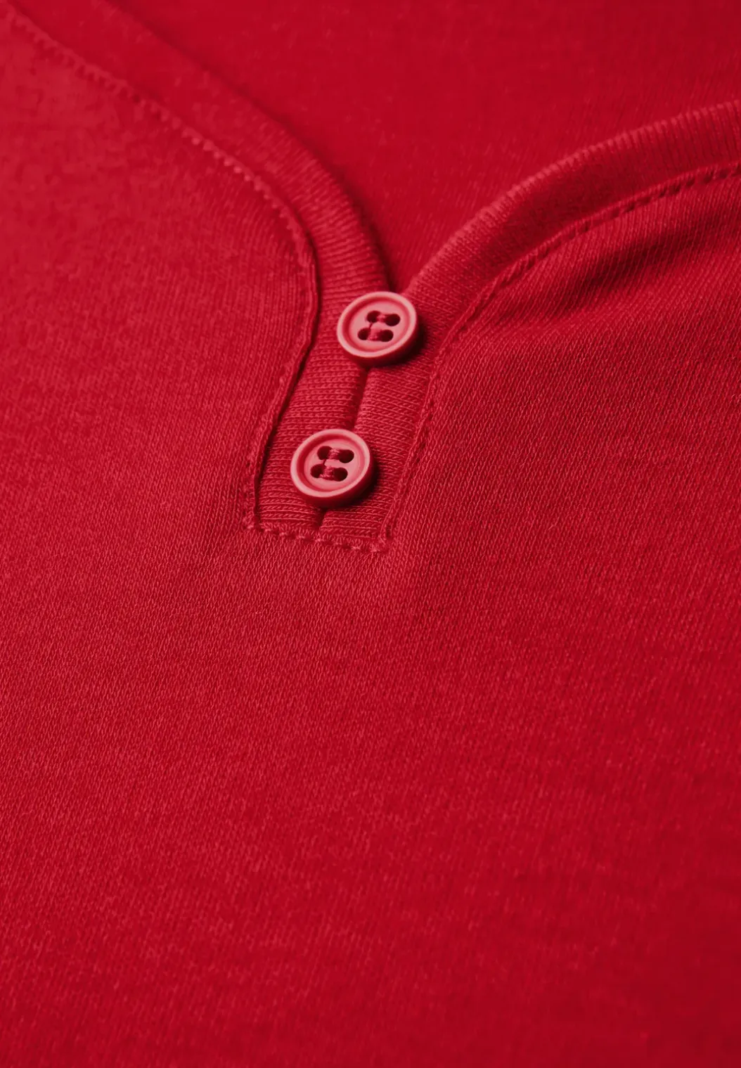 Basic shirt met knoopdetail