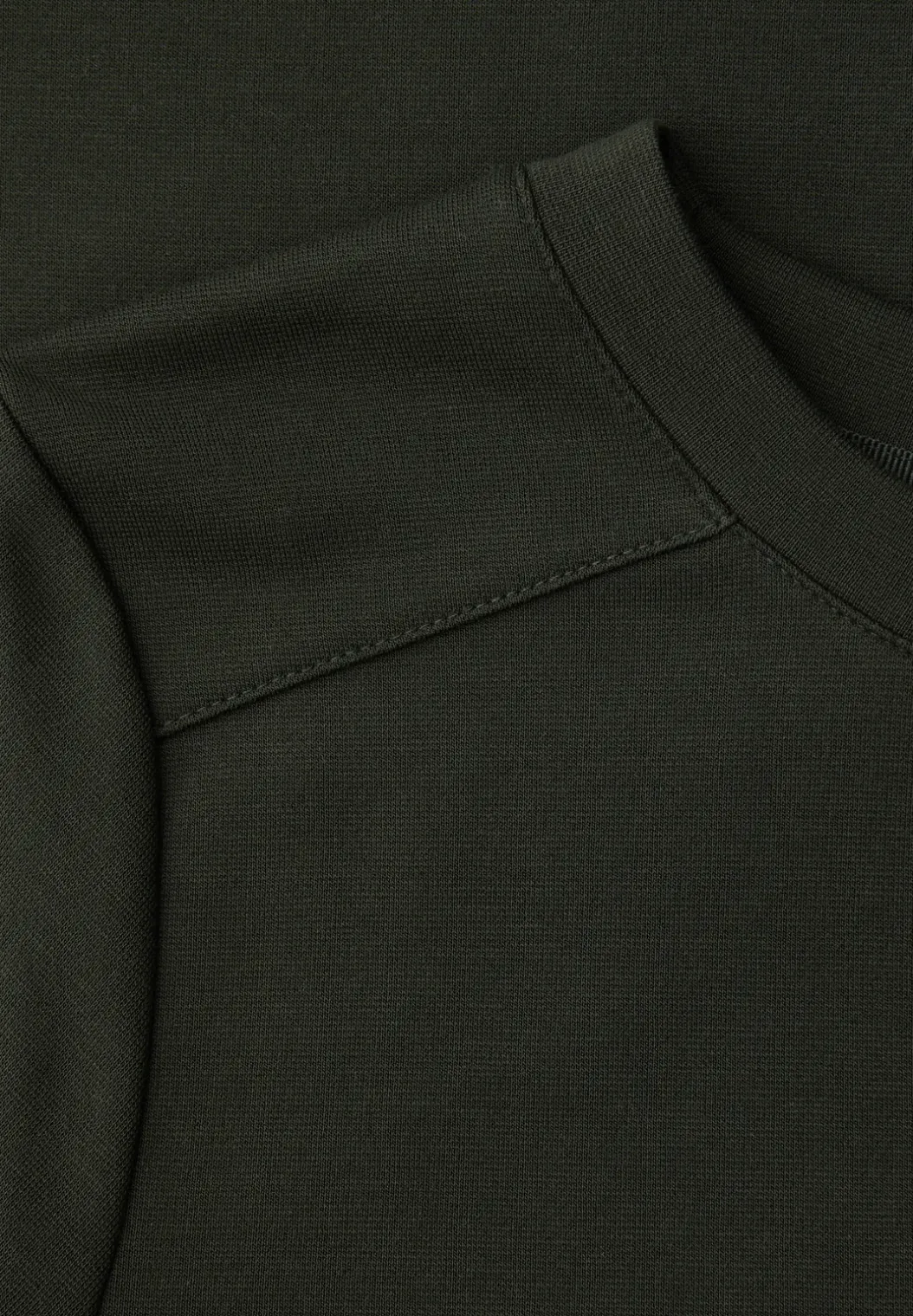 Basic Shirt met korte mouwen en ronde hals