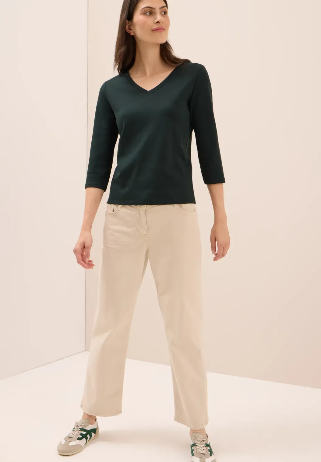 Basic shirt met V-hals