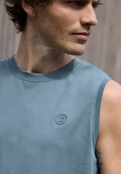 Basic tanktop met ronde hals