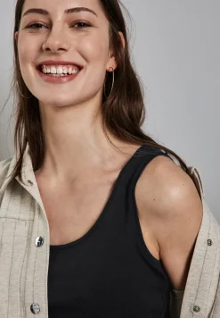 Basic top in effen kleur