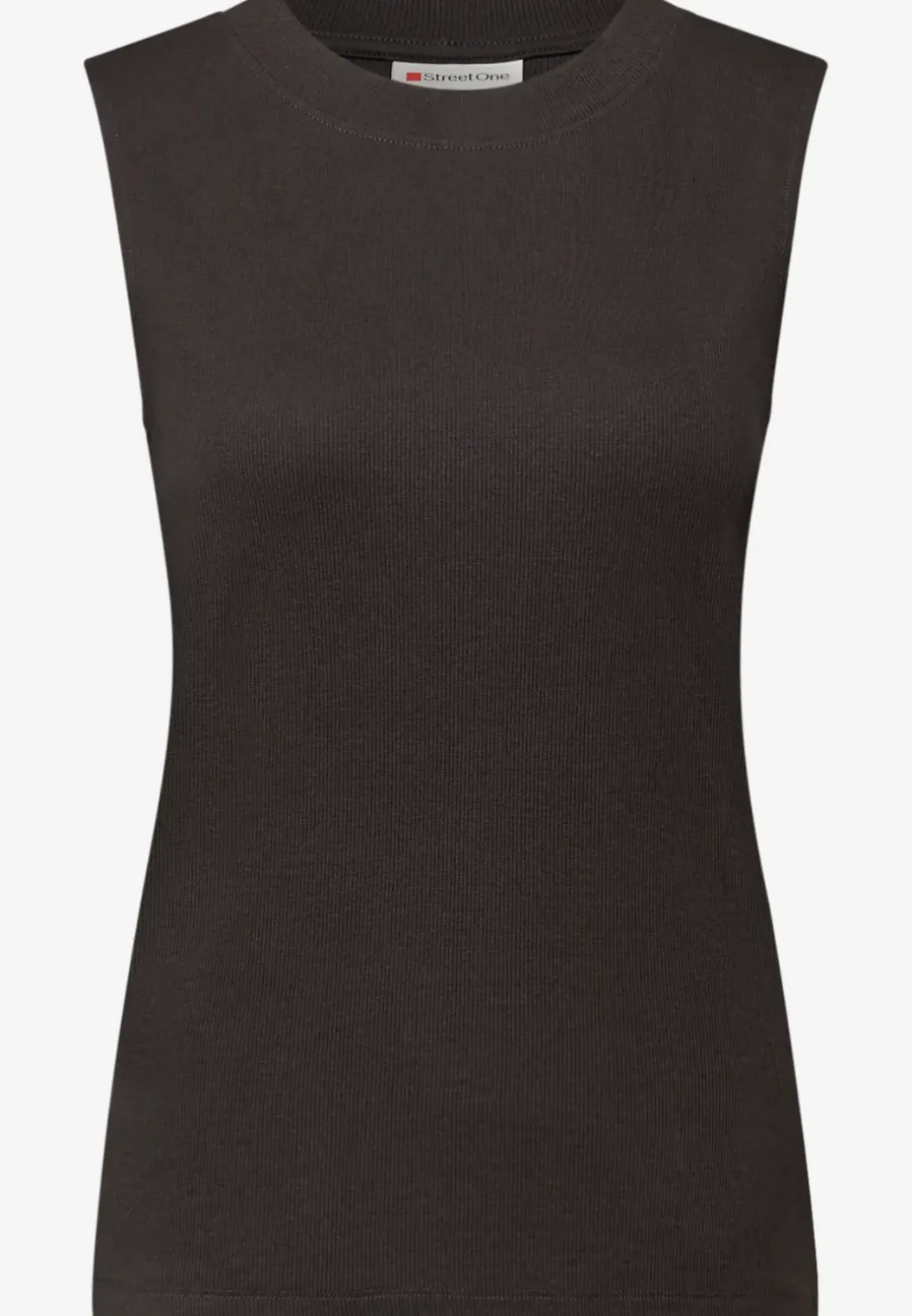 Basic top met geribbelde textuur