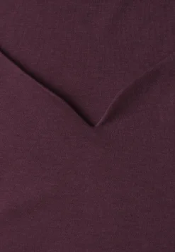 Basic top met hartvormige halslijn