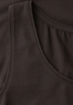 Basic top met ronde hals in effen kleur