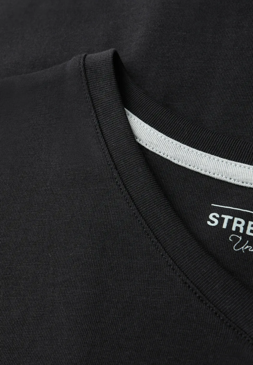 Basic V-hals Shirt