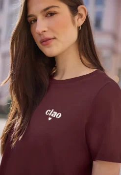 Basic Shirt met gedetailleerde print
