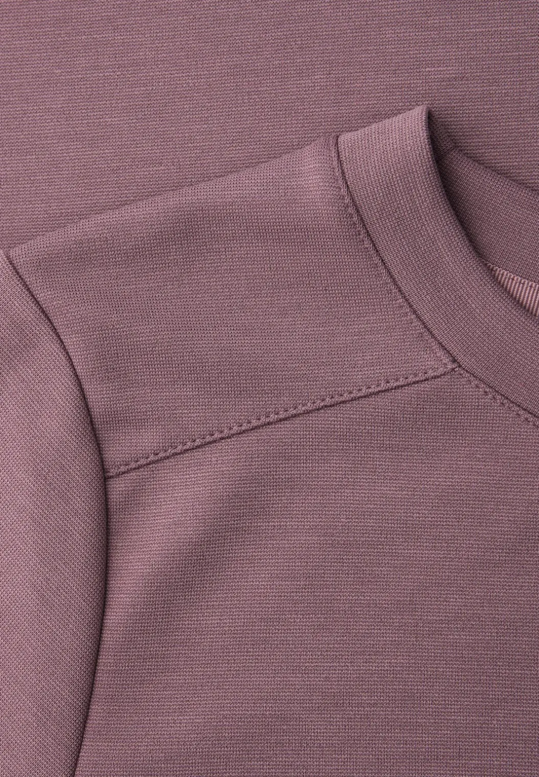 Basic Shirt met korte mouwen en ronde hals