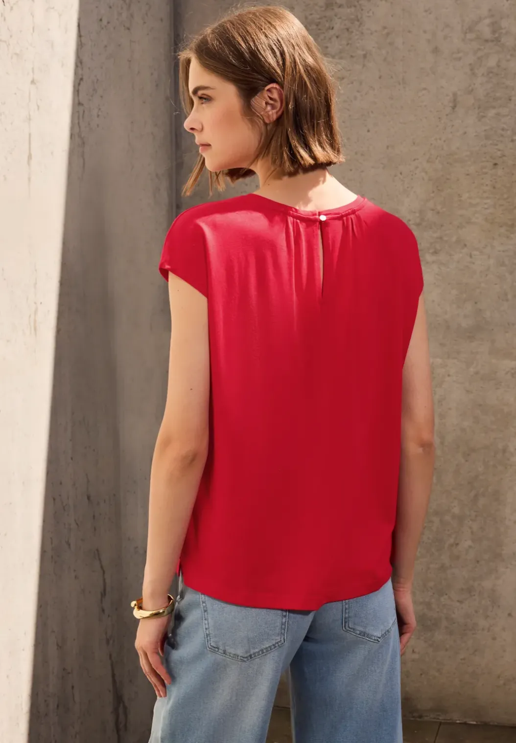Basic shirt met rimpels