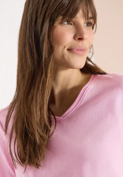 Basic Shirt met V-hals