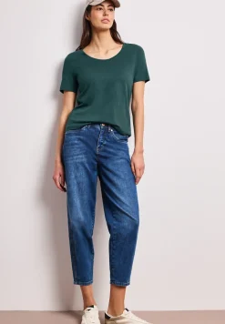 Basic Shirt met V-hals in effen kleur