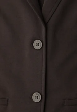 Basis blazer