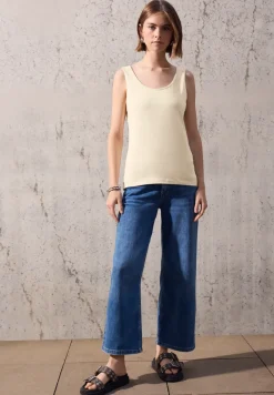 Basis jersey top