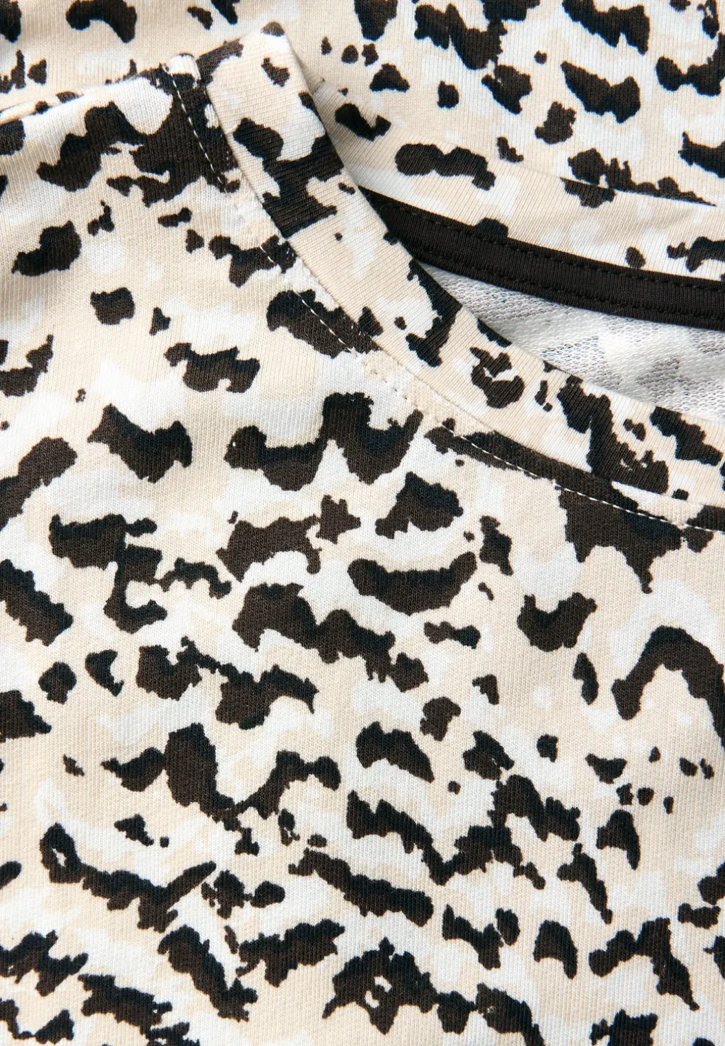 Batwing shirt met patroon