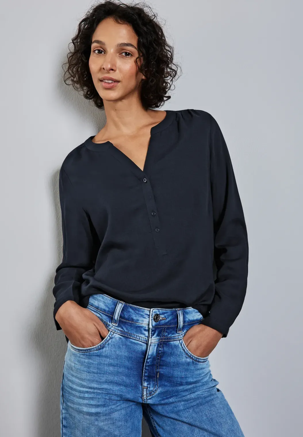 Blouse in effen kleur