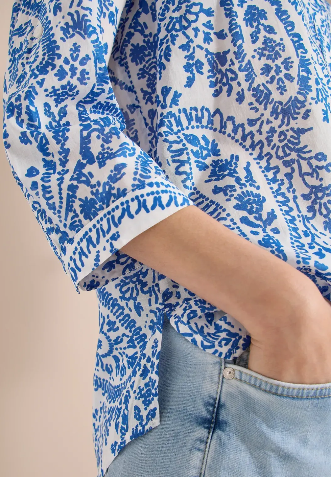 Blouse met 3/4 mouwen en lange pasvorm