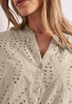 Blouse met gespleten hals en Shiffley-patroon