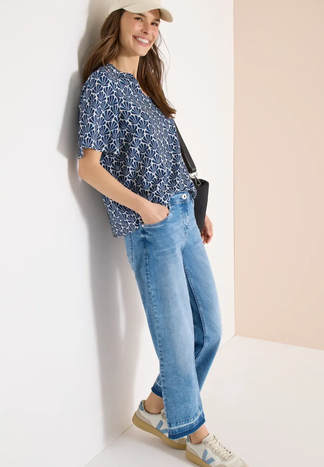 Blouse met korte mouwen en schelpjesprint