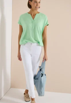 Blouse met korte mouwen en gespleten hals
