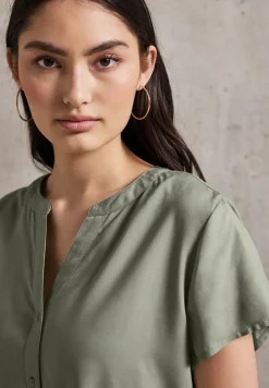 Blouse met korte mouwen in effen kleur