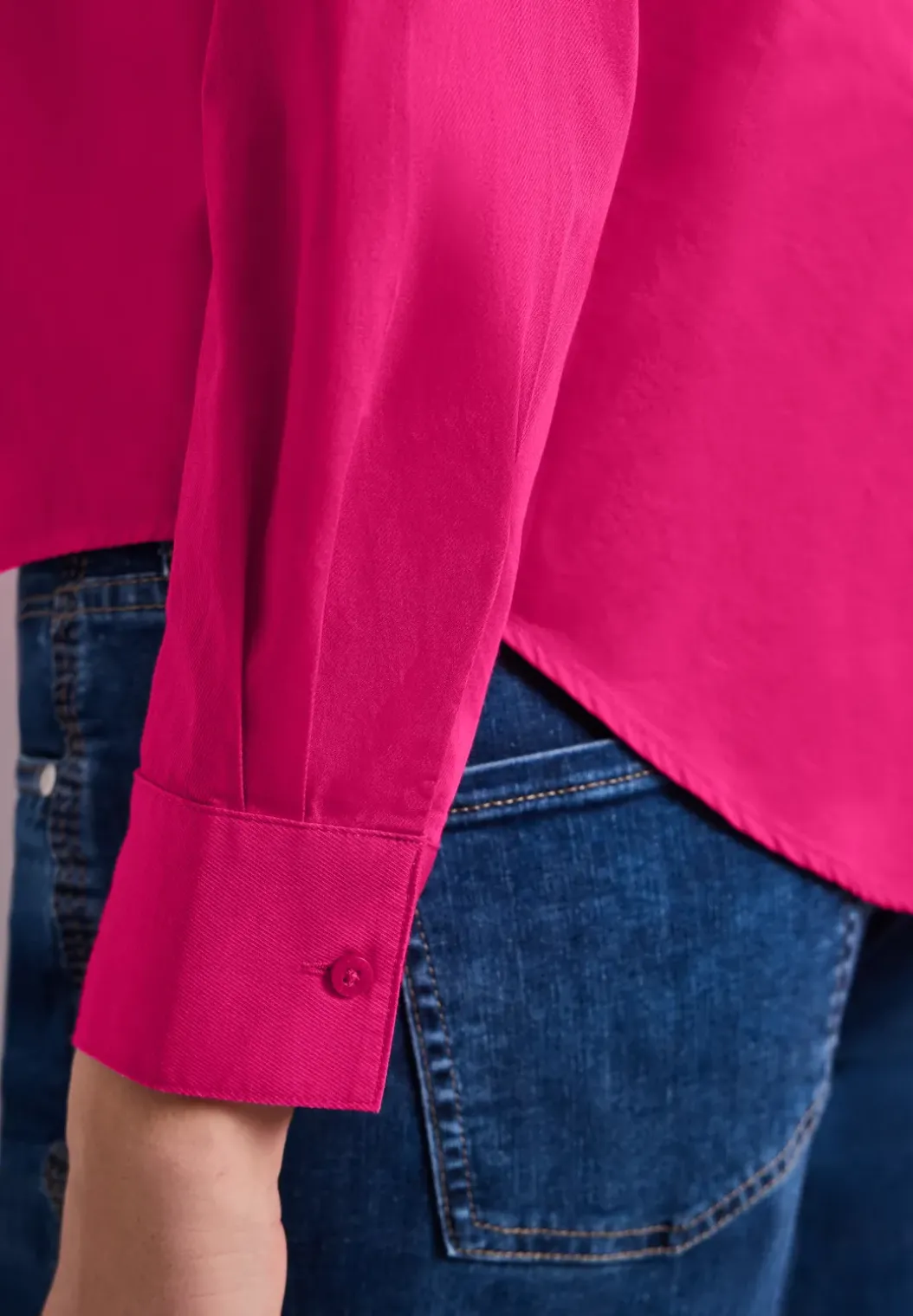 Blouse met lange mouwen en overhemdkraag in keperstof