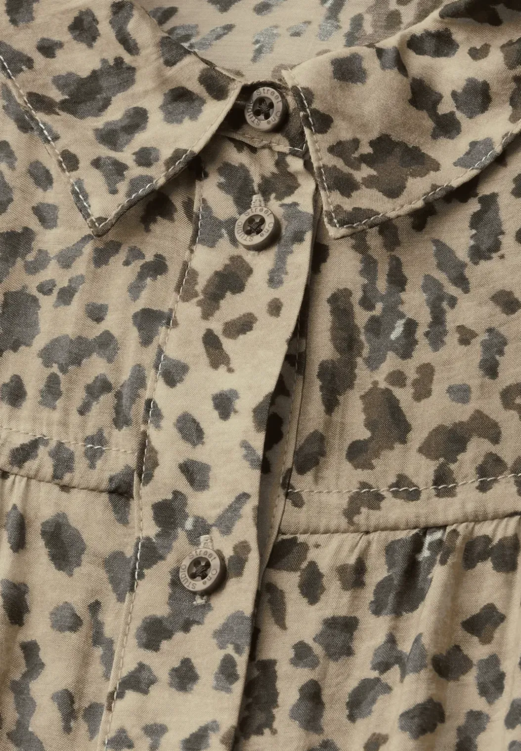 Blouse met leopatroon