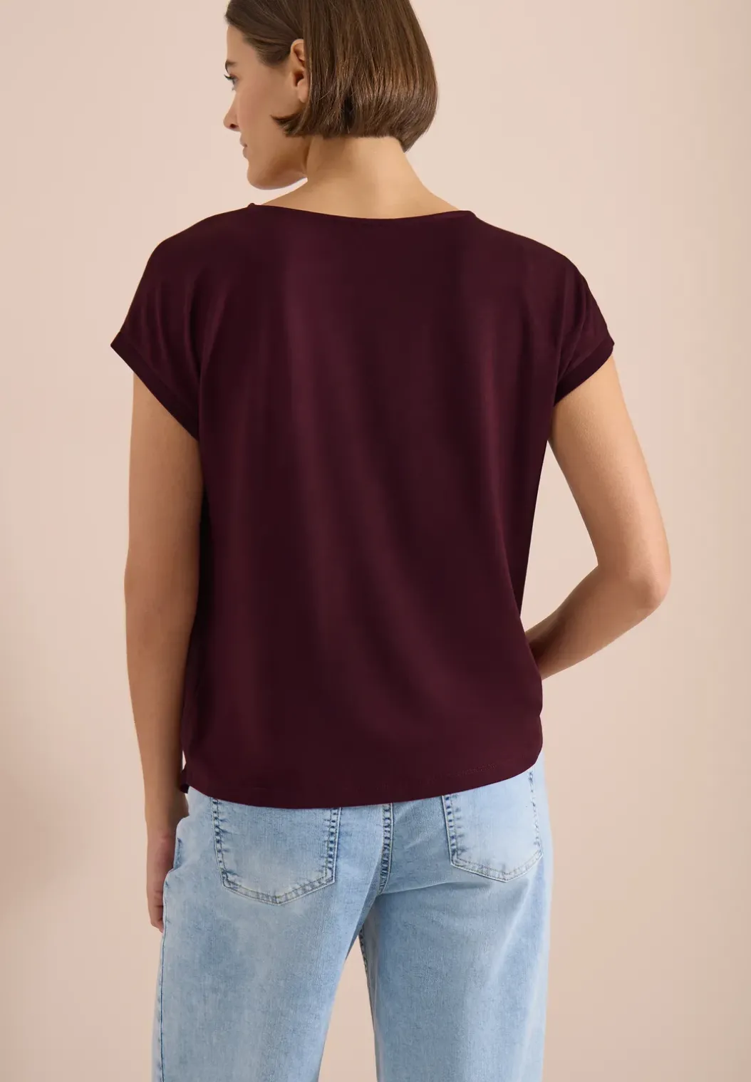 Blouse met ronde hals en knoopdetail
