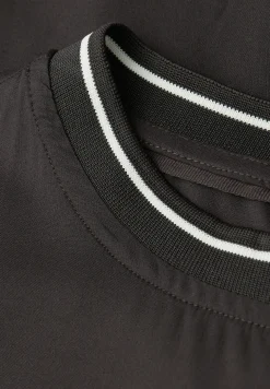 Blouse met tape details