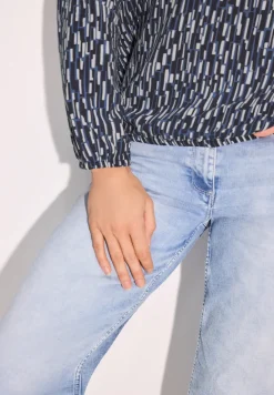 Blouse met smokdetail