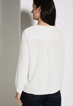 Blouse met smokdetail