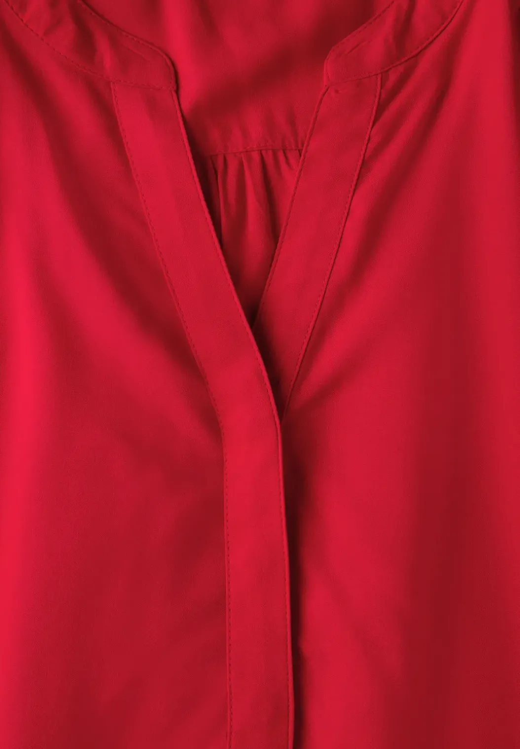 Blousetop met gespleten hals