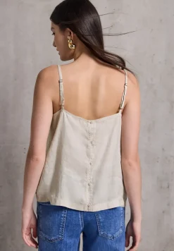 Blousetop met knoopdetail