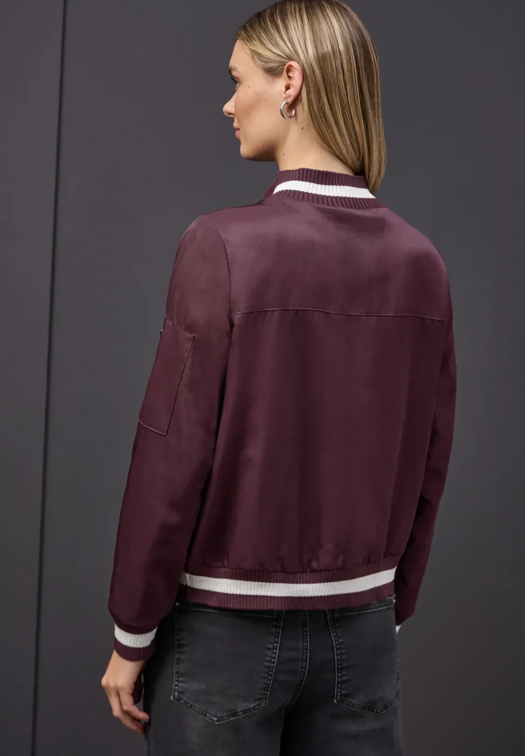Blouson met college details