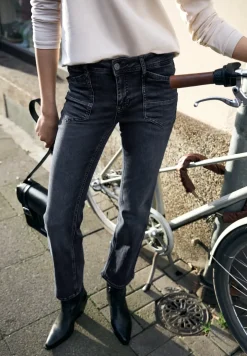 Bootcut jeans