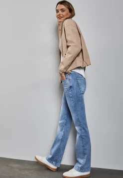 Bootcut jeans