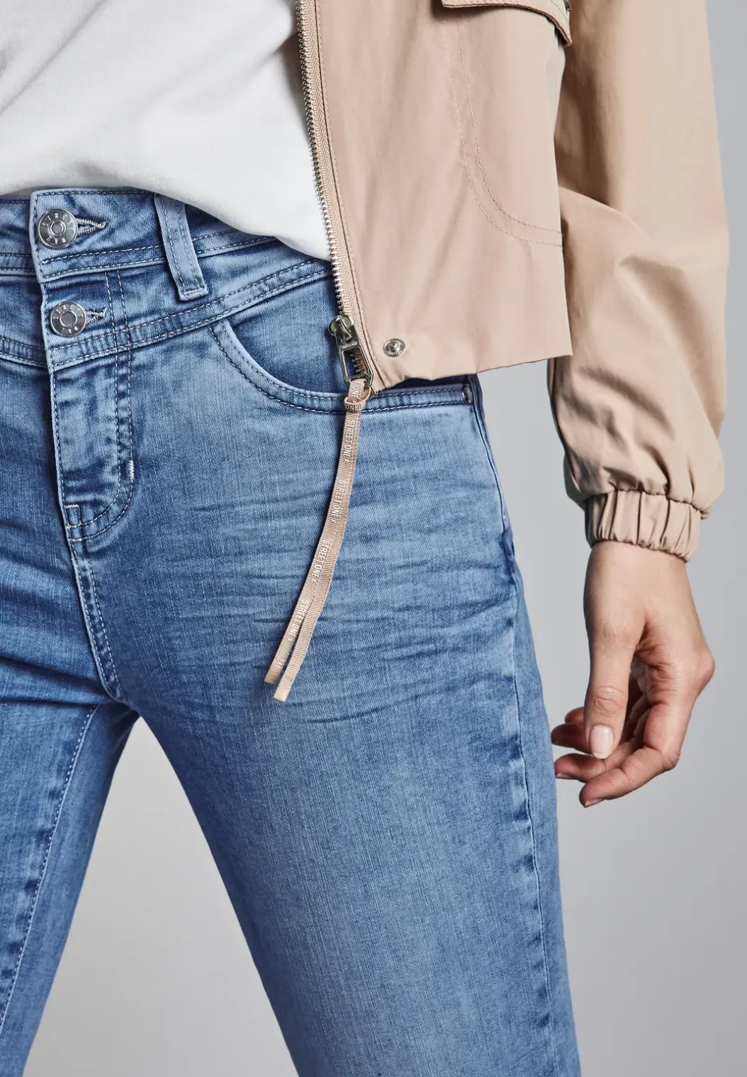 Bootcut jeans
