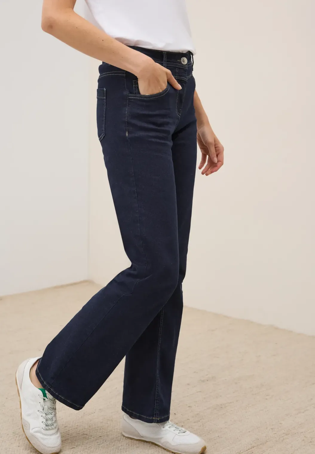 Bootcut jeans