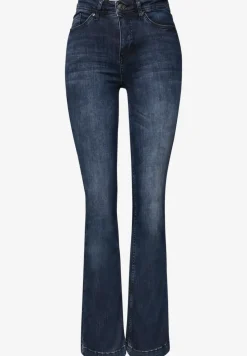 Bootcut jeans
