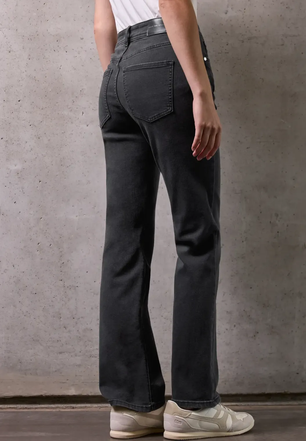 Bootcut jeans