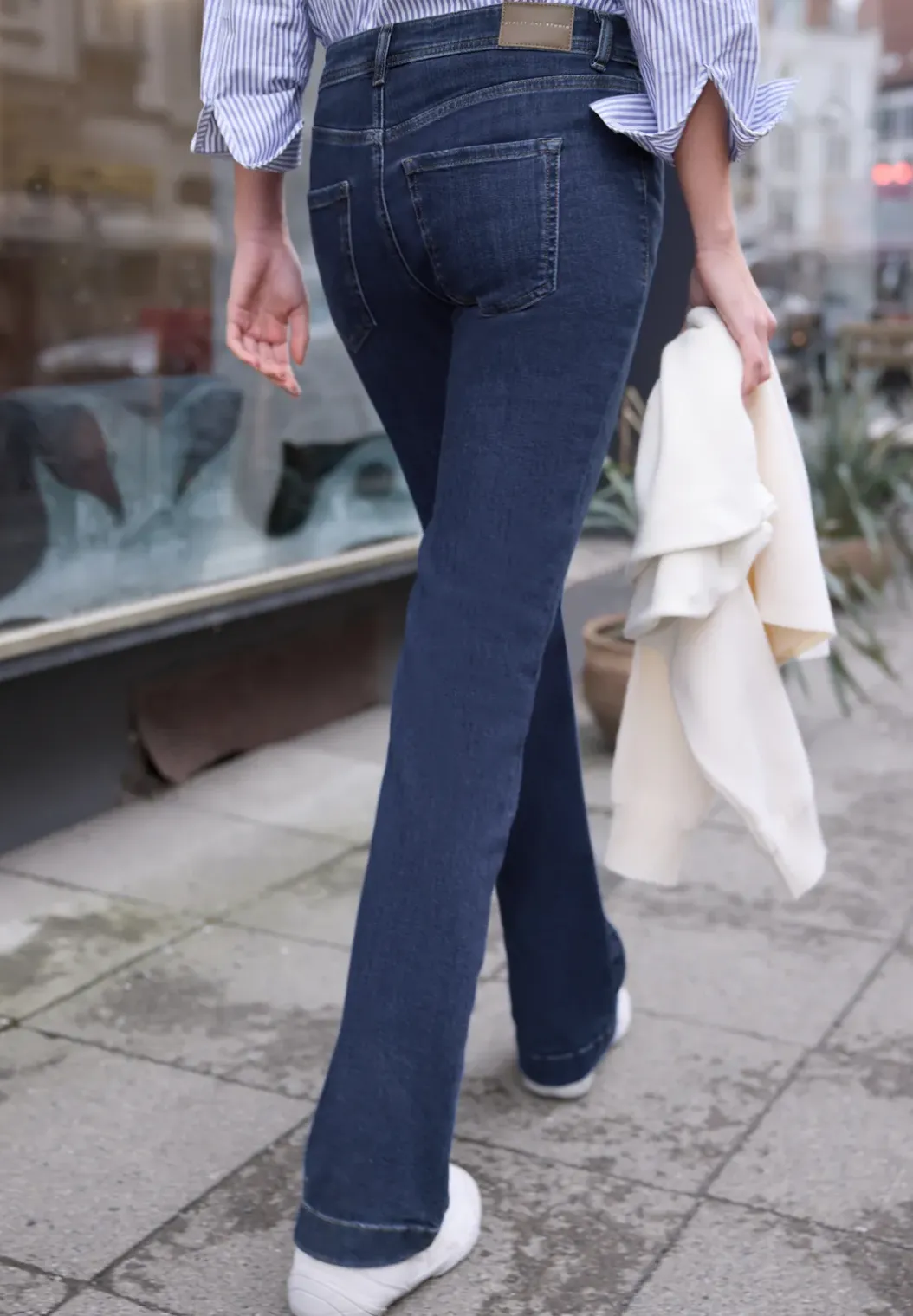 Bootcut jeans