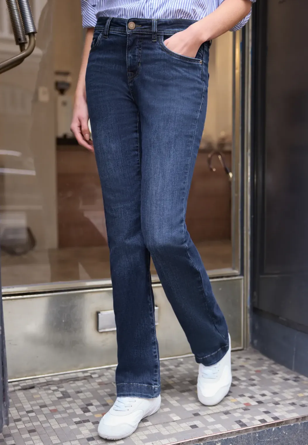 Bootcut jeans