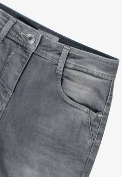 Bootcut jeans