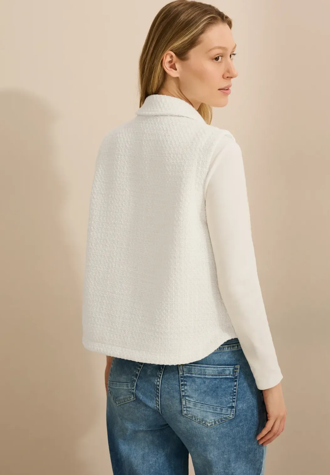 Bouclé vest