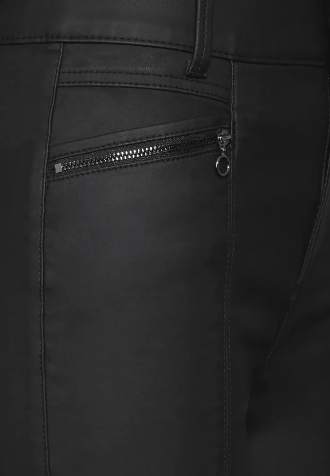 Broek in lederlook