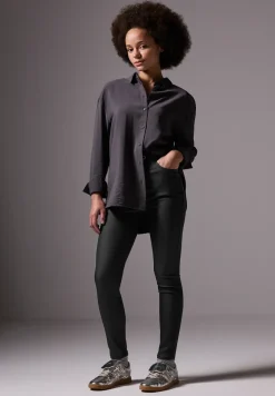 Broek met coating