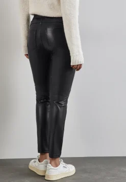 Broek met coating