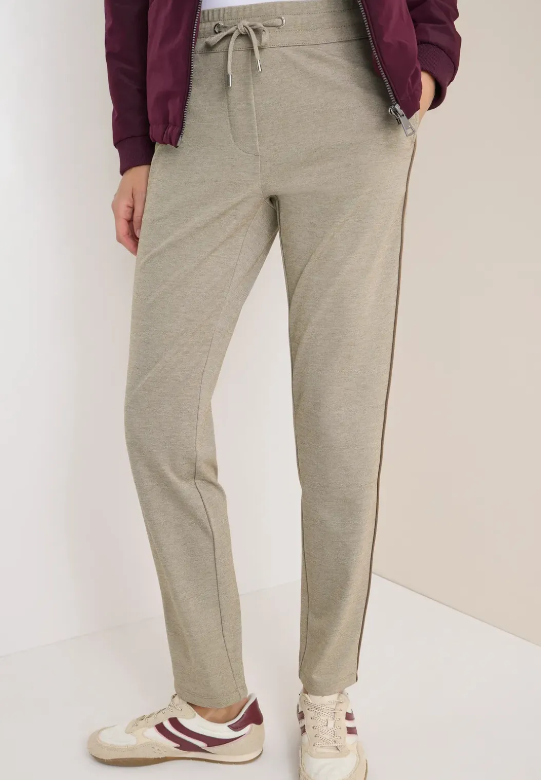 Broek met galonstrepen